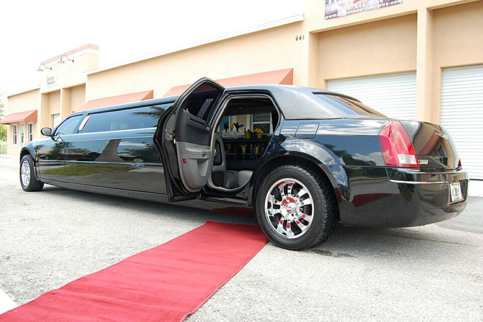 evansville limo company